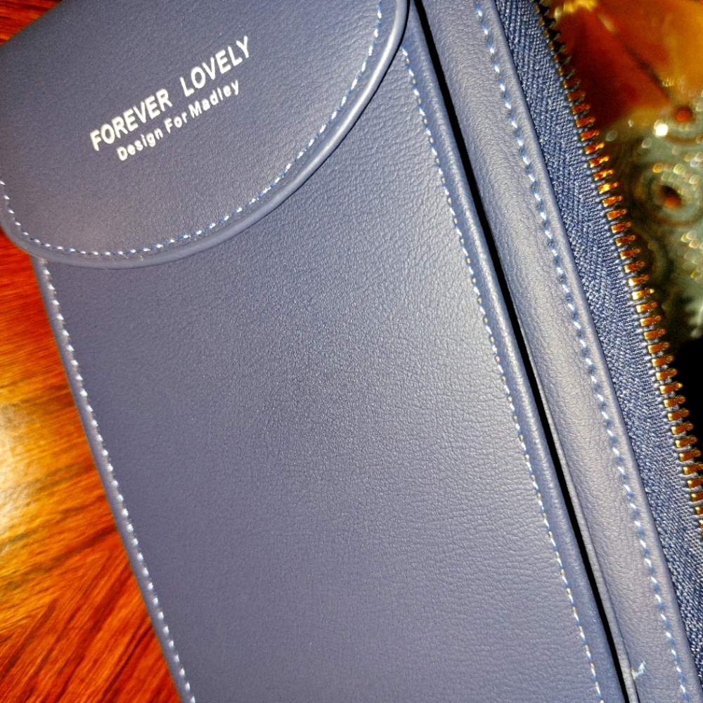 Forever Lovley wallet